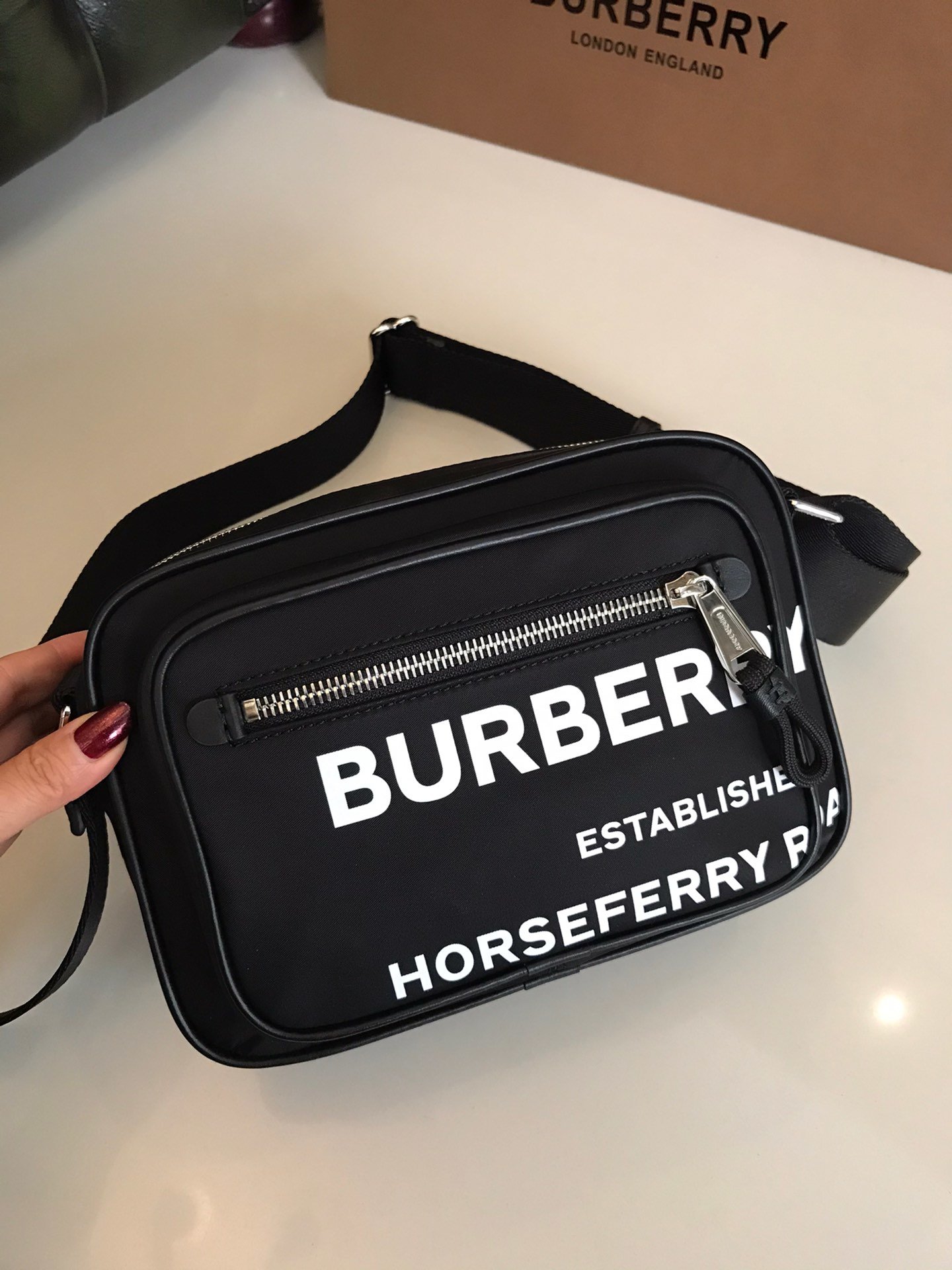 Burberry_Crossbody_Handb